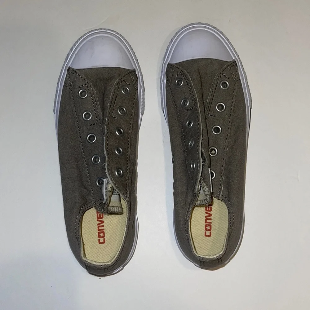 Converse All Stars youth sneakers. Size 2. Gray and White. NWOT.